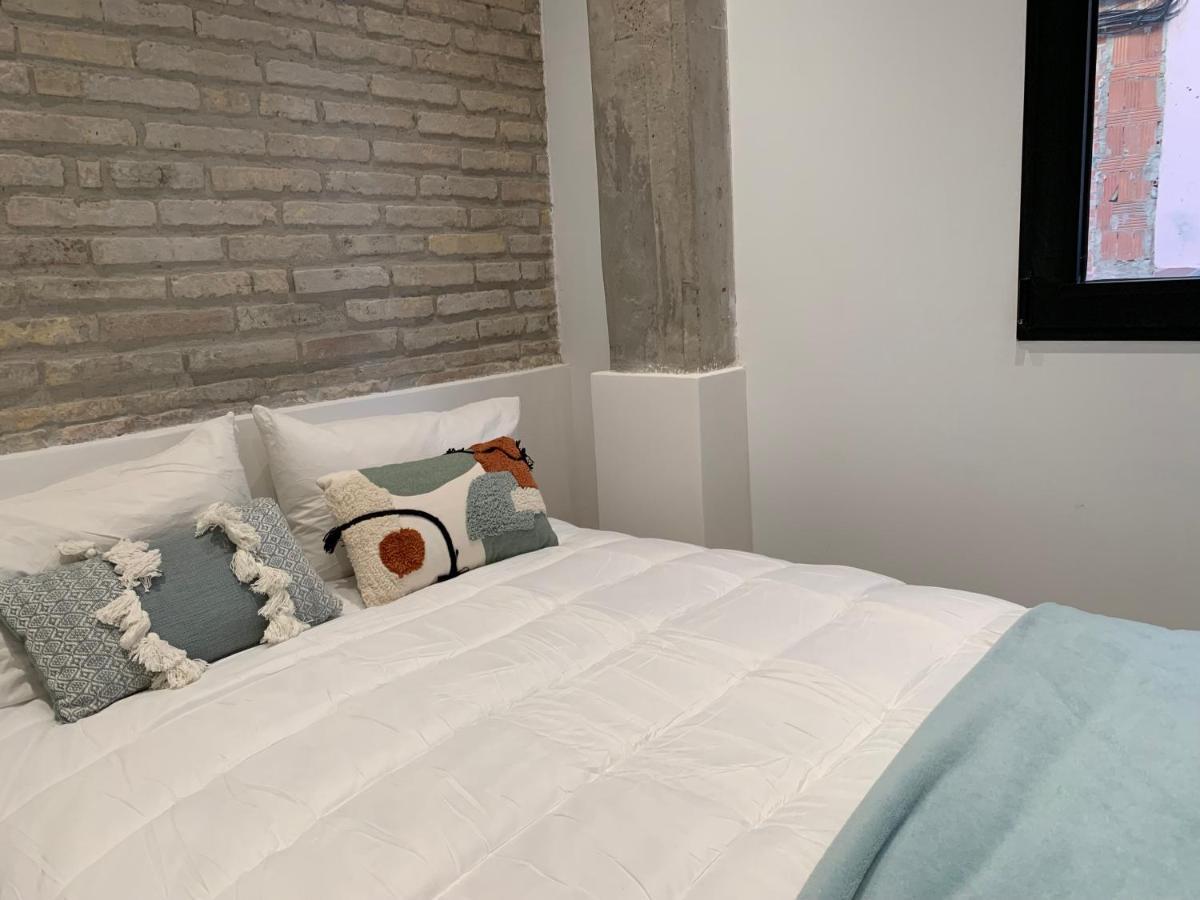La Reina Beach Rooms Valenza Esterno foto