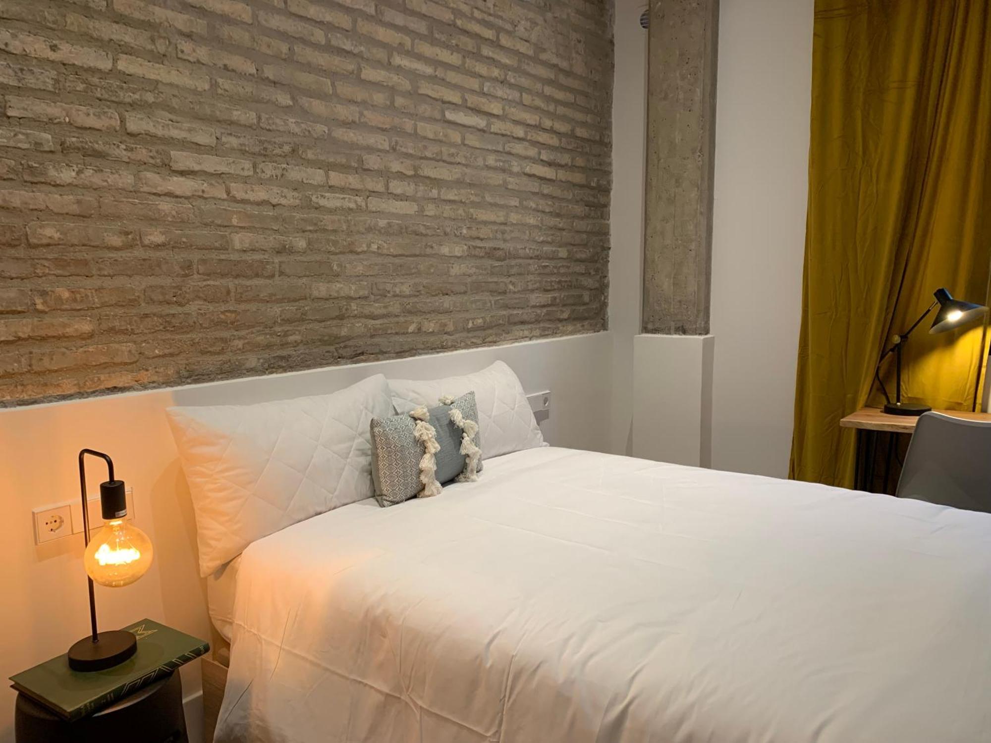 La Reina Beach Rooms Valenza Esterno foto