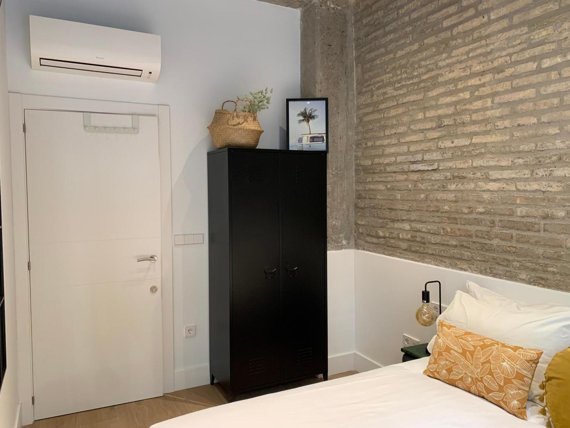 La Reina Beach Rooms Valenza Esterno foto